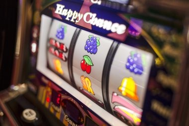 Betting interface showing Ninja and Samurai selection buttons with chip placement