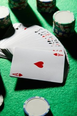 Real-time chat with live dealer Chat interface showing player interaction